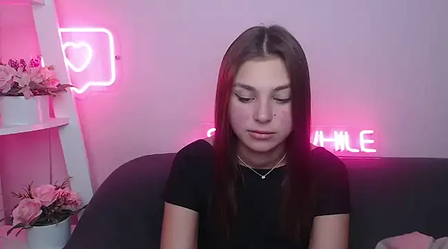 Snapshot of MilanaAngelAs chatting on January 25, 2025, 10:51 am MilanaAngelAs online show from January 25, 2025, 10:51 am