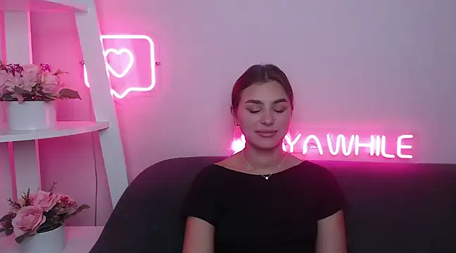 Snapshot of MilanaAngelAs chatting on January 31, 2025, 8:43 am MilanaAngelAs online show from January 31, 2025, 8:43 am