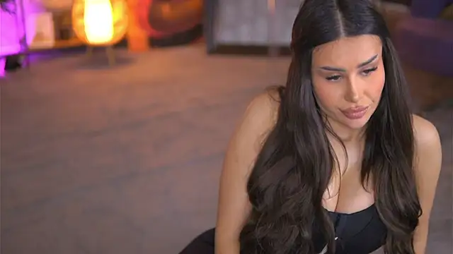 EvaZane online show from January 22, 2025, 2:03 pm