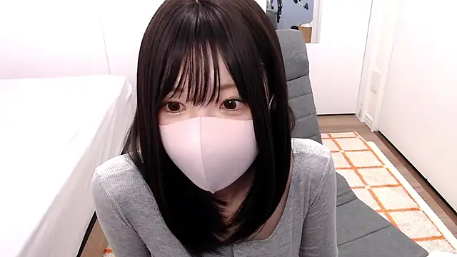  mi tsu ki  online show from October 13, 2025, 4:23 am