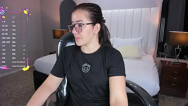 vanity sex online show from September 22, 2025, 11:45 am