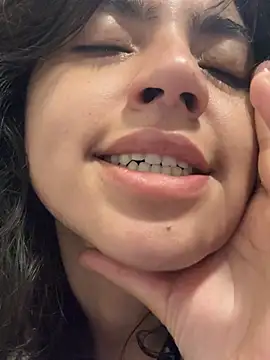 ViolettaSummer online show from June 19, 2026, 12:31 pm