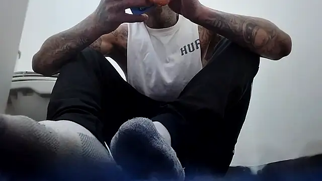 Papinine6 online show from November 24, 2025, 1:33 pm