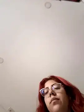 Rousse Collinss online show from February 9, 2025, 9:49 pm