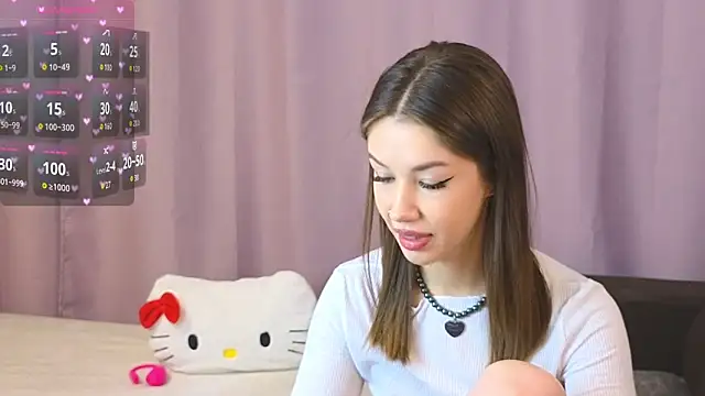 ellie kramer online show from October 12, 2025, 7:46 pm