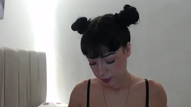 Caribbean beauty  online show from October 4, 2025, 6:50 pm