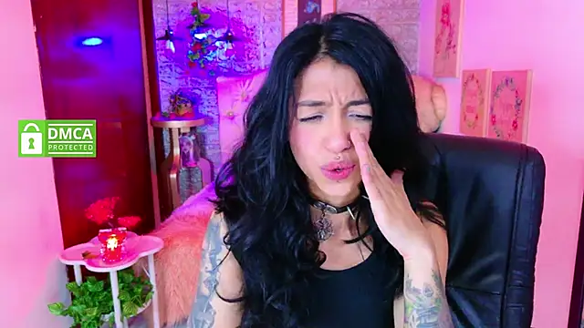 REDHOTTER  online show from September 16, 2025, 7:48 pm