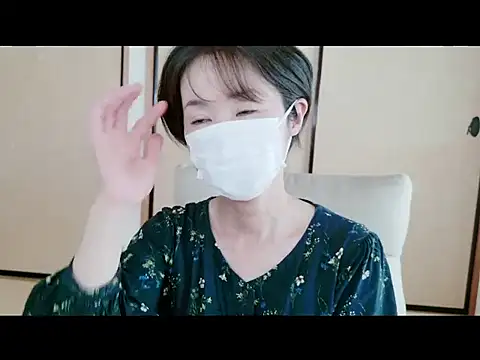 xxArisaxx online show from April 19, 2026, 6:13 am