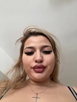 AllysonK online show from April 1, 2026, 1:41 pm