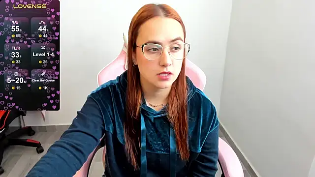 maryluna95 online show from January 6, 2025, 7:24 pm