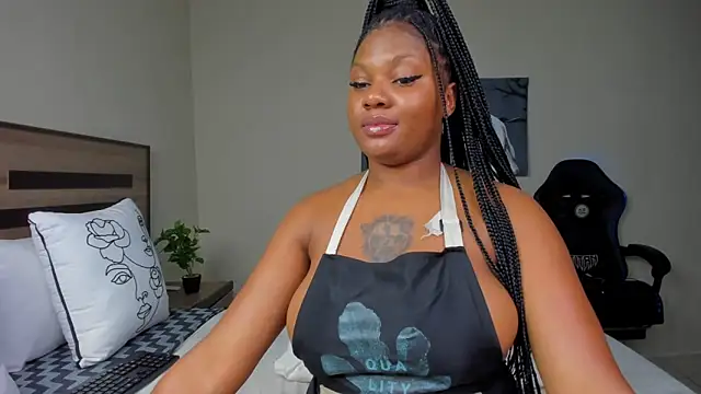 Renee-18 online show from February 28, 2026, 12:44 am