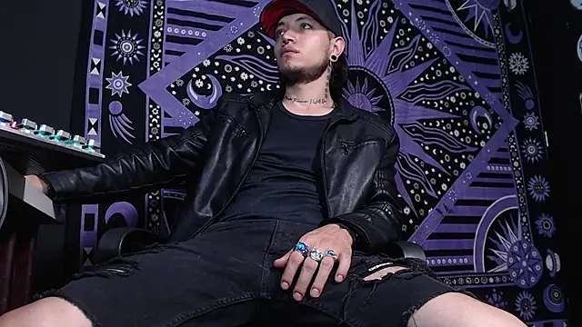 Dicaprioo  online show from January 31, 2025, 5:53 pm