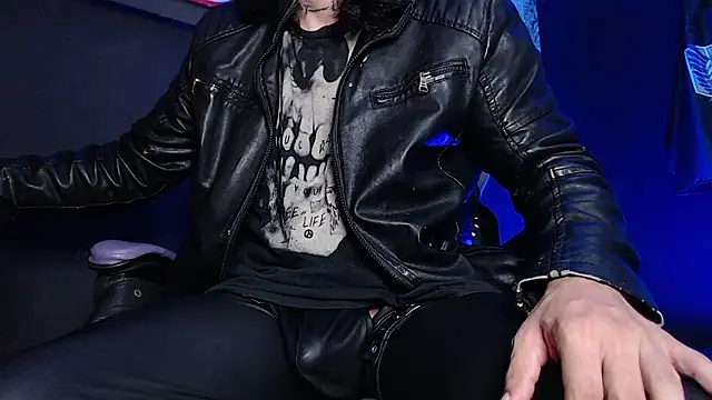 Dicaprioo  online show from February 10, 2026, 7:01 am