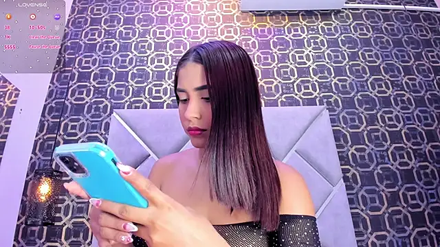 CherryBlossom23 online show from November 8, 2025, 1:28 am