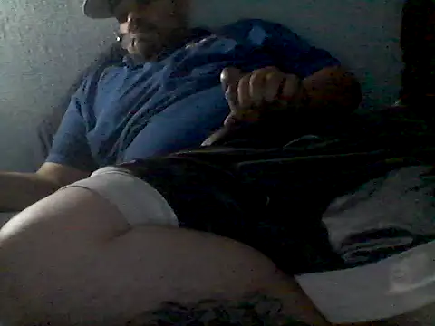 GILBERTHOR92 online show from February 18, 2026, 4:30 am