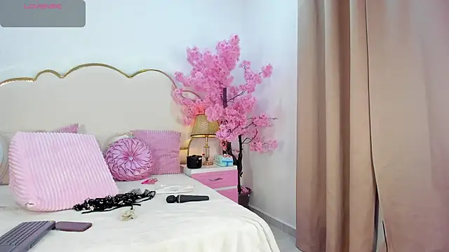 CahitlinBell online show from March 31, 2026, 6:14 am