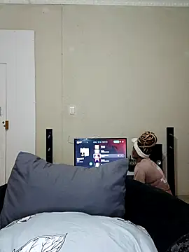 PerfectionBerrie online show from October 20, 2025, 4:35 am