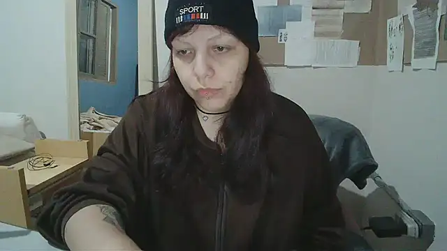 Snapshot of bbyedarling chatting on October 31, 2025, 1:50 am bbyedarling online show from October 31, 2025, 1:50 am