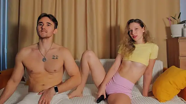  Lora Palmer online show from October 31, 2025, 10:16 am