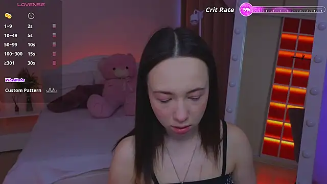 Hayle Hill online show from April 14, 2026, 1:22 am