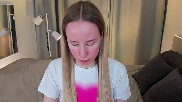 Cassie Kelman online show from January 30, 2025, 11:55 pm