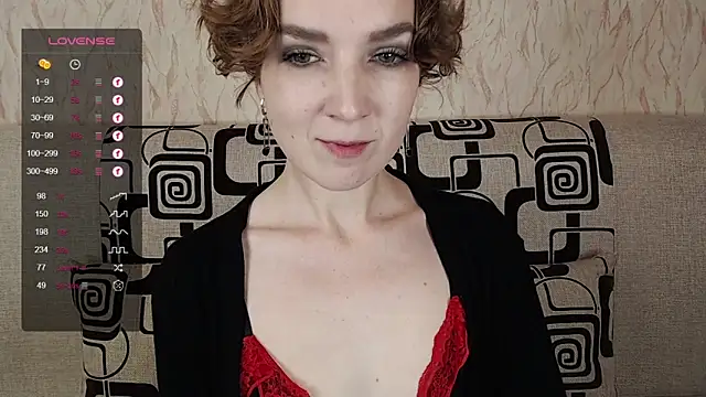 TinaWince online show from September 26, 2025, 5:33 am