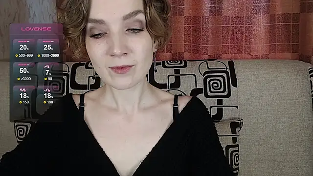 TinaWince online show from March 23, 2026, 4:38 am