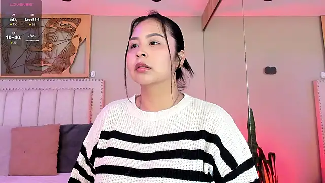  alaiasmile  online show from March 4, 2026, 7:31 pm