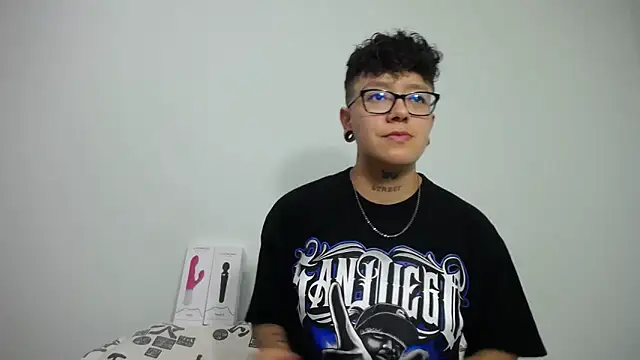 alex noa online show from February 10, 2025, 5:52 pm