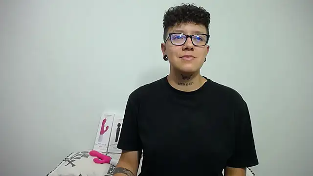 alex noa online show from February 12, 2025, 7:35 pm