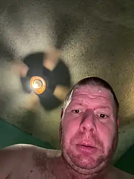 Diaperking916 online show from September 15, 2025, 6:08 pm