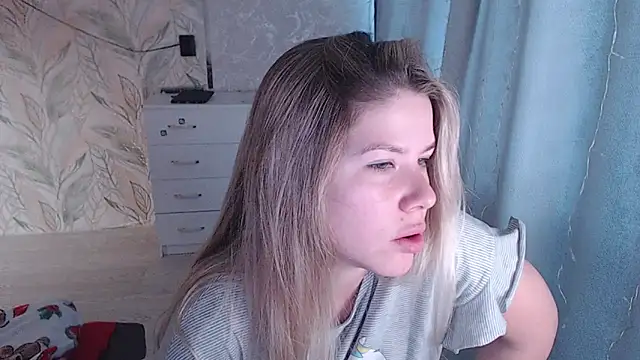 Snapshot of MelissaXKinky chatting on November 13, 2025, 10:14 am MelissaXKinky online show from November 13, 2025, 10:14 am