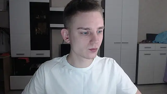 angryzan online show from January 23, 2025, 4:09 am