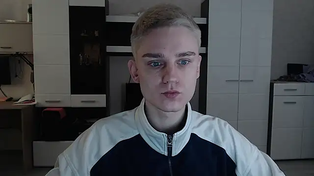 angryzan online show from February 19, 2025, 6:11 am