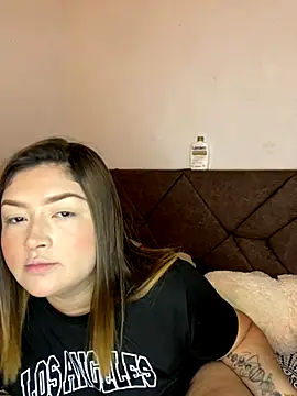 Snapshot of Sofia_Queen17 chatting on September 14, 2025, 10:47 am Sofia Queen17 online show from September 14, 2025, 10:47 am