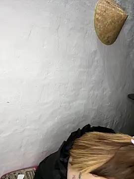 Snapshot of Sofia_Queen17 chatting on October 10, 2025, 11:15 pm Sofia Queen17 online show from October 10, 2025, 11:15 pm