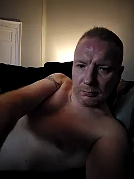 walker1979 online show from December 19, 2025, 10:17 pm