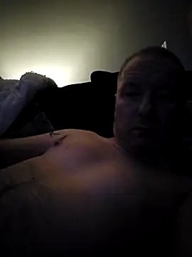 walker1979 online show from February 12, 2026, 10:27 pm