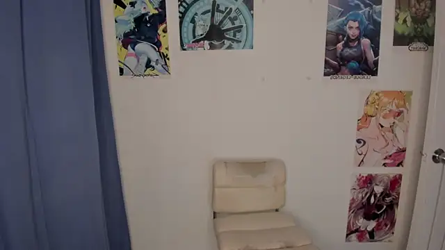 gennesisxx online show from March 12, 2025, 2:41 am