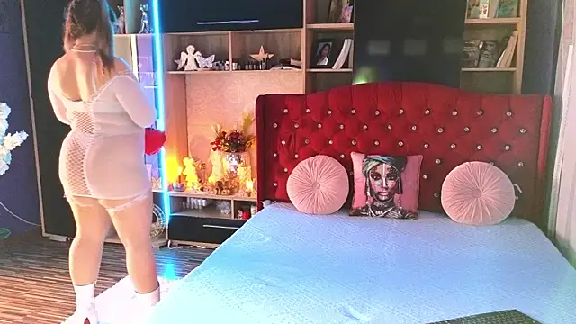 Snapshot of SeductiveCeline chatting on March 7, 2026, 9:17 am SeductiveCeline online show from March 7, 2026, 9:17 am