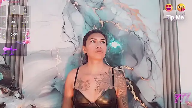 khiara moretti online show from July 13, 2026, 11:24 am
