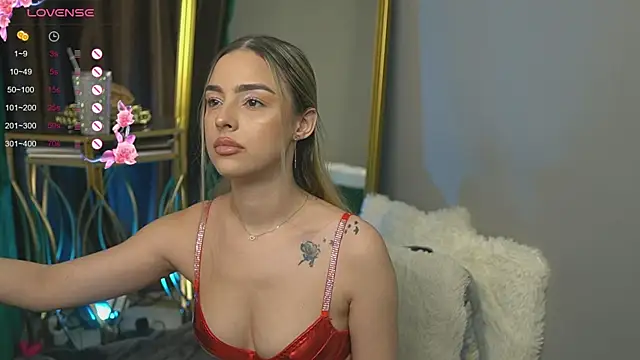 Snapshot of ScarletColes chatting on March 20, 2025, 1:57 am ScarletColes online show from March 20, 2025, 1:57 am