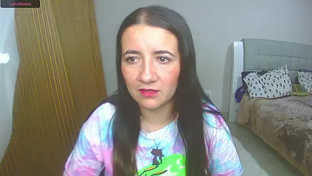 Snapshot of Dayanna_Smitt chatting on December 28, 2024, 12:57 am Dayanna Smitt online show from December 28, 2024, 12:57 am