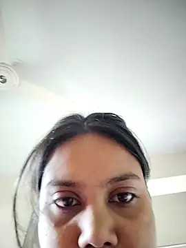 Snapshot of SimaRoy- chatting on March 19, 2026, 7:12 am SimaRoy- online show from March 19, 2026, 7:12 am