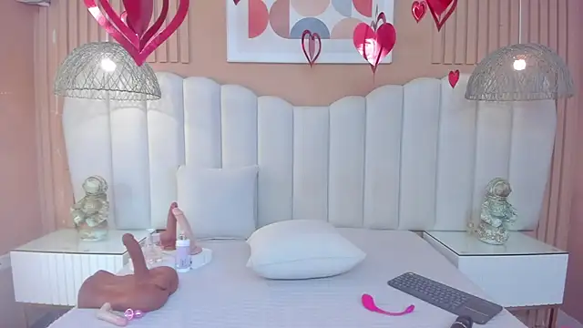 Sara Vanegas online show from February 14, 2026, 11:51 am