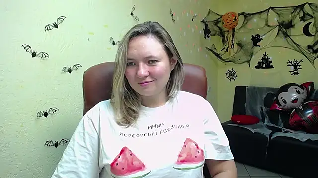 SallyVerda online show from November 3, 2025, 6:31 pm