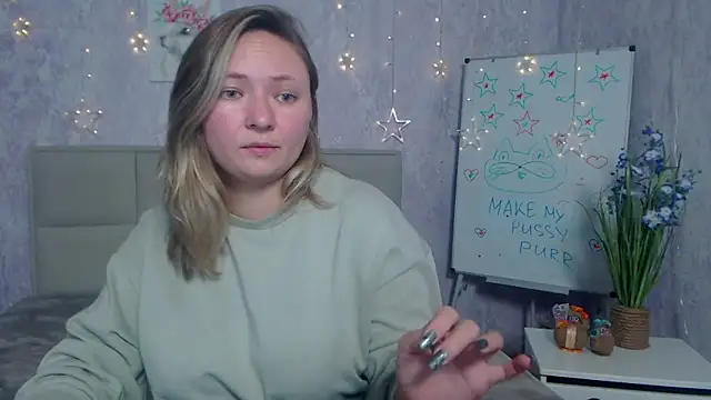 SallyVerda online show from November 11, 2025, 6:41 pm