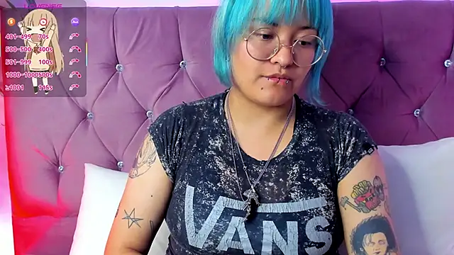 lucky-leah online show from February 23, 2025, 3:45 am