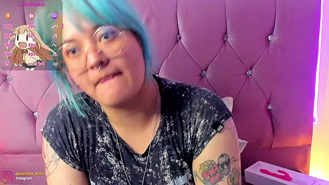 lucky-leah online show from March 12, 2025, 6:51 am