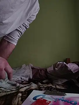 niesmialy39oon online show from November 11, 2025, 10:37 am